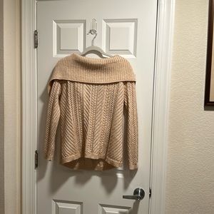 White House black market pink sweater with bow trim